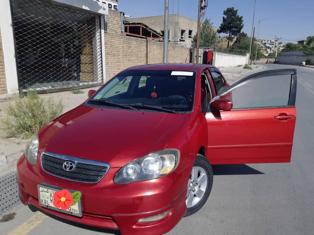 Toyota  Corolla 2005