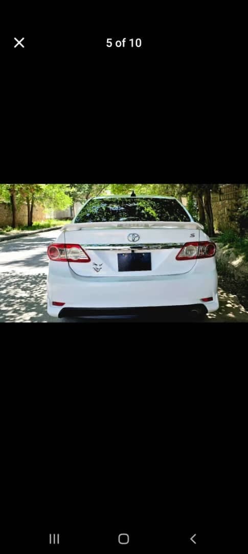Toyota  Corolla 2013