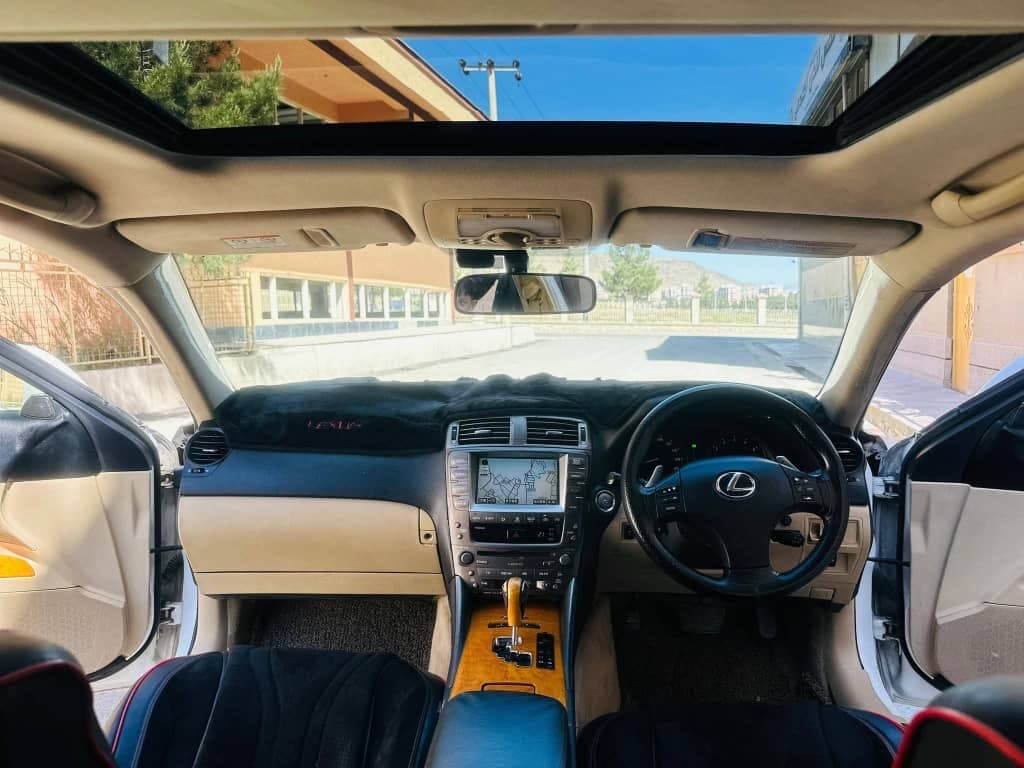 Lexus  IS 2007